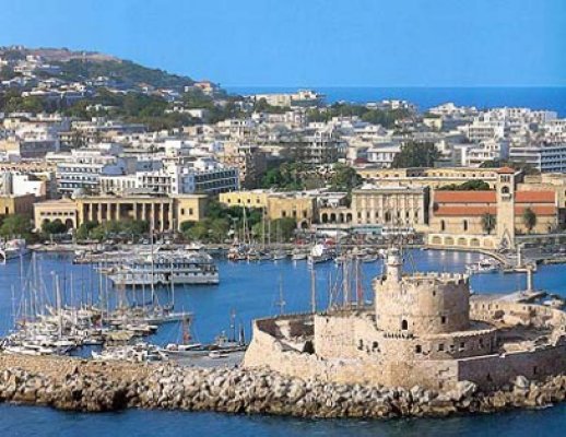 ANCHETĂ: Circa 500 de turişti, victime ale unei intoxicaţii într-un hotel de cinci stele din Rhodos